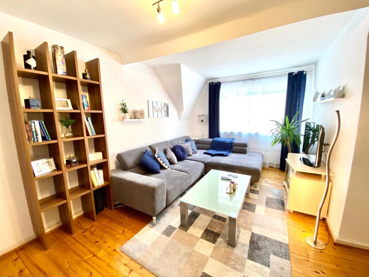 Zentrales Apartment Pfaenderblick ブレゲンツ エクステリア 写真