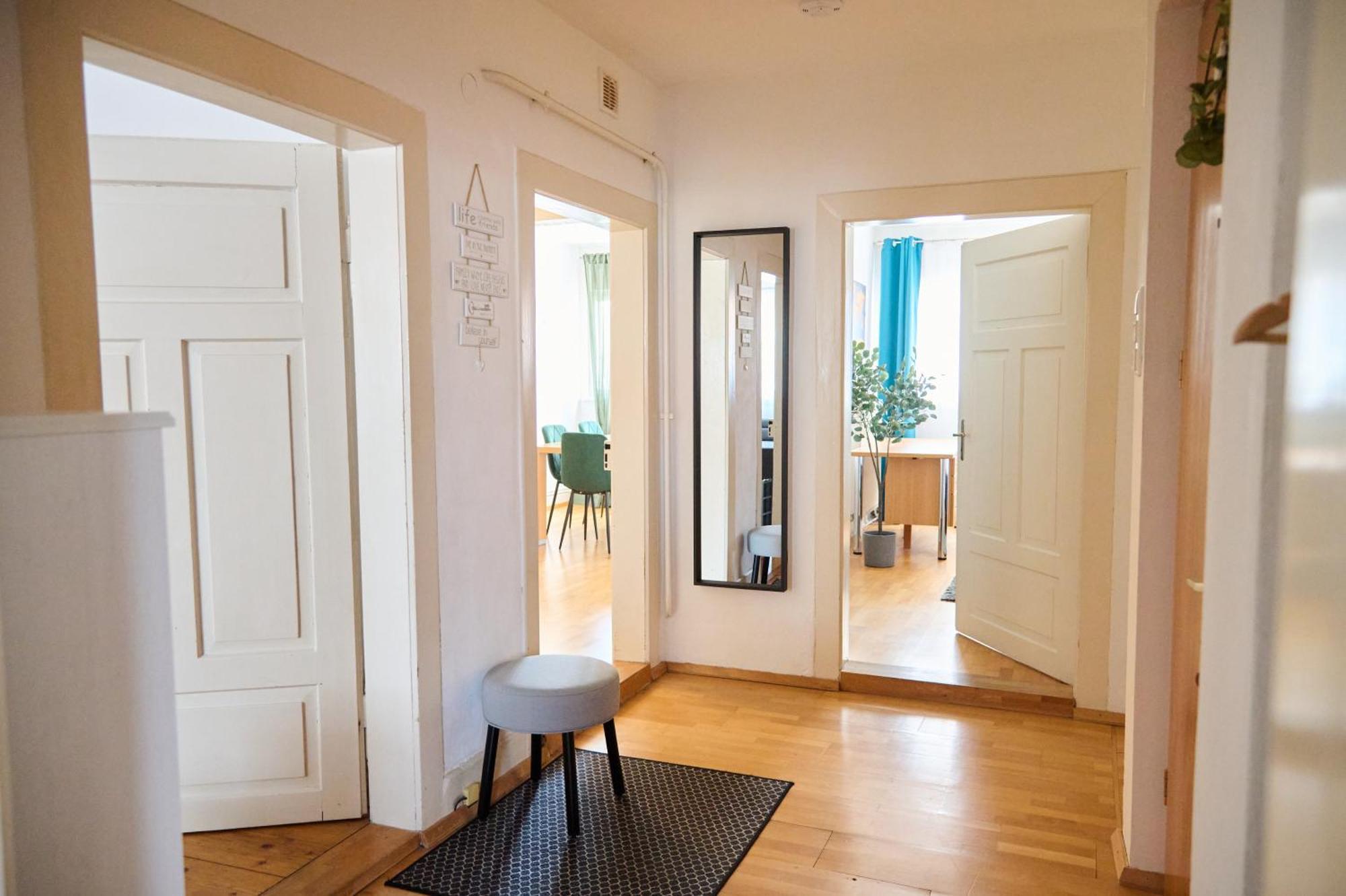 Zentrales Apartment Pfaenderblick ブレゲンツ エクステリア 写真